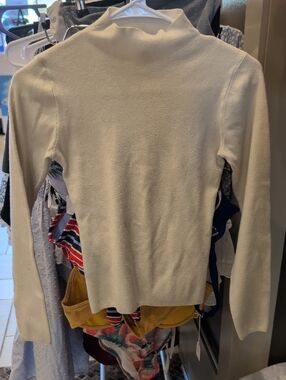 Blu Pepper Cream Turtleneck Sweater